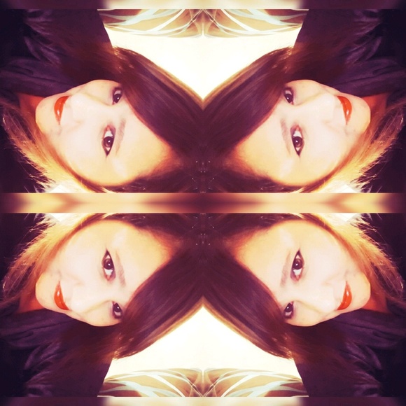 Meet your Posher, Maureen - Picture 1 of 1